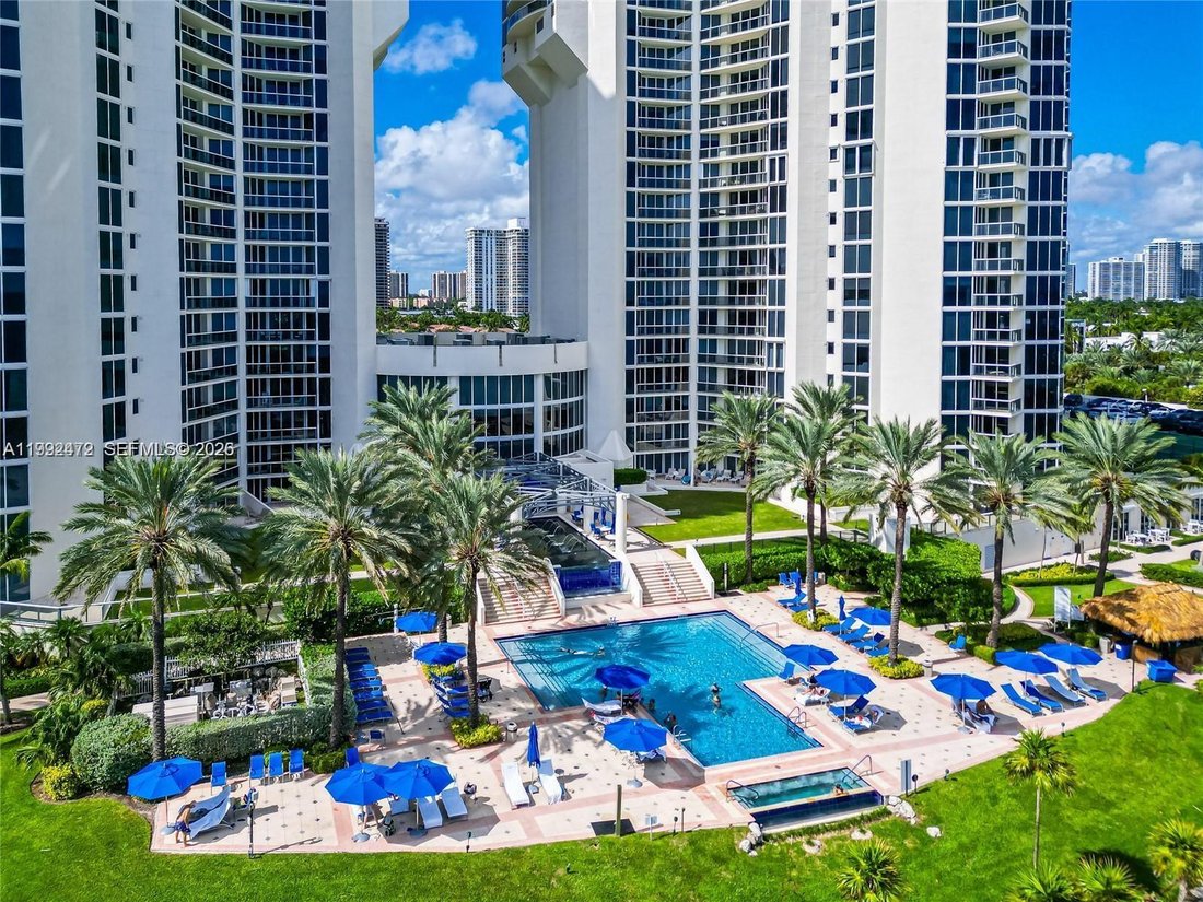Condo in Sunny Isles Beach, Florida, United States 4 - 17534081