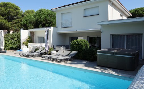 House in Cooperative, Agde, France 1