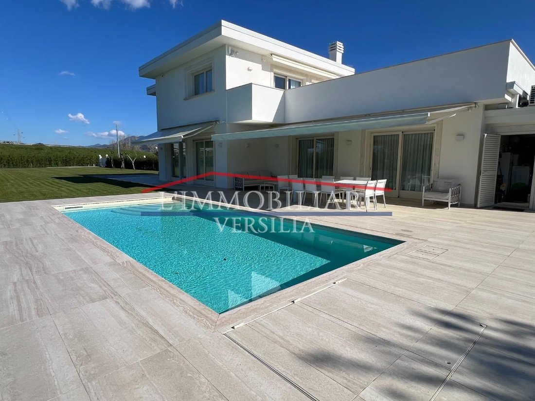 Villa in Pietrasanta, Tuscany, Italy 4 - 17294700