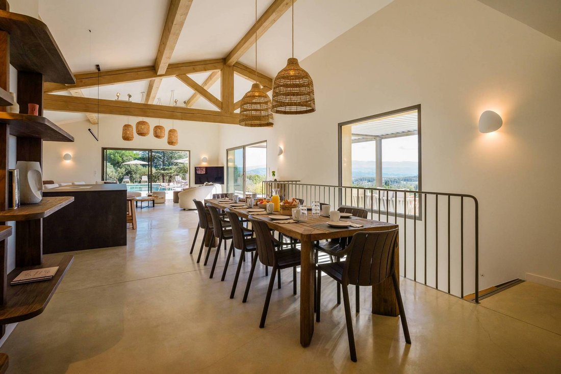 House in Saint-Saturnin-lès-Apt, Provence-Alpes-Côte d'Azur, France 4 - 17534597