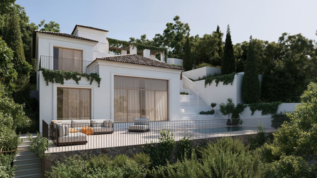 Villa in Elviria-Cabopino, Marbella, Spain 1 - 17533457