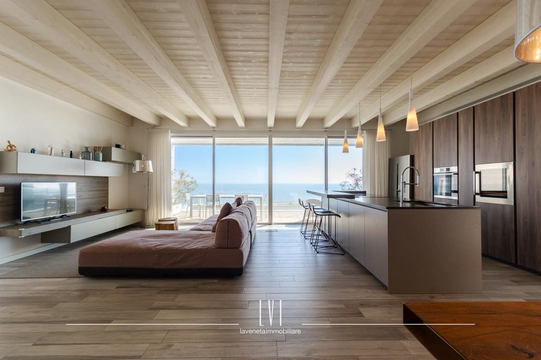 Apartment in Caorle, Veneto, Italy 1 - 17535259