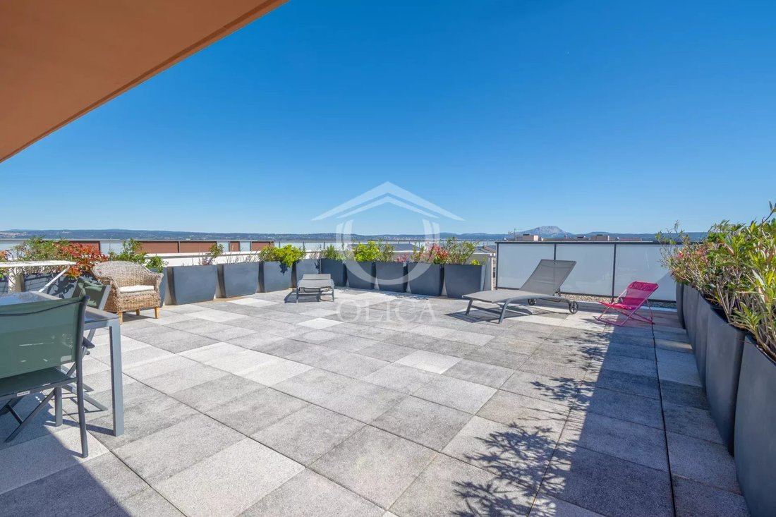 Apartment in Grand Sud- Aix la Duranne, Aix-en-Provence, France 1 - 17531047