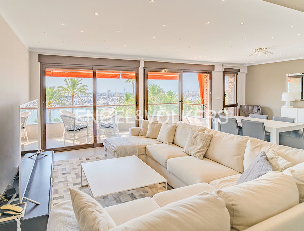 Apartment in Alicante, Valencian Community, Spain 1 - 17530681
