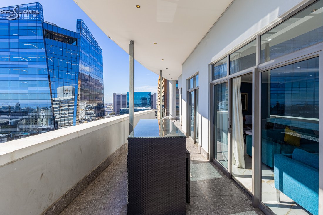 Apartment in City Centre, Cape Town, South Africa 3 - 17532624