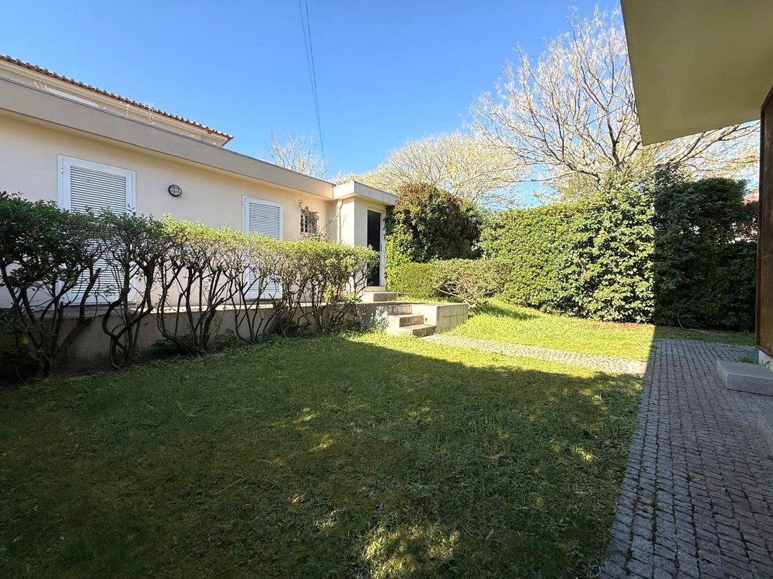 House in Lordelo do Ouro e Massarelos, Porto District, Portugal 2 - 17533465