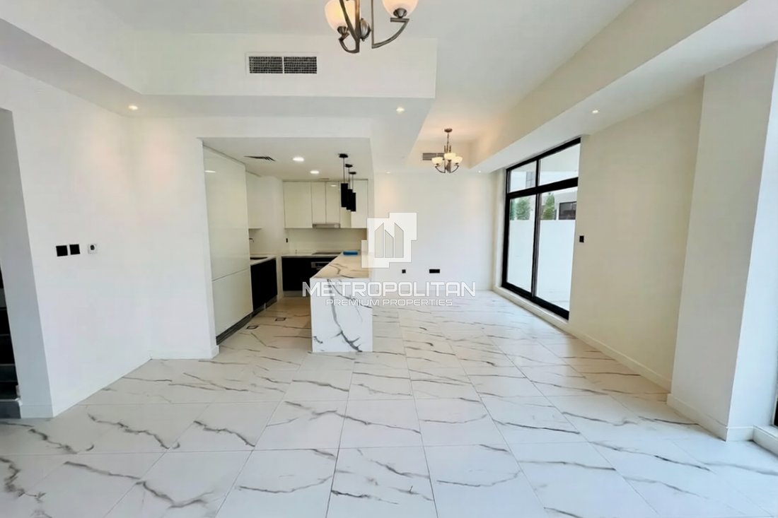 Townhouse in MBR City / Mohammed Bin Rashid City, Dubai, United Arab Emirates 2 - 17532696
