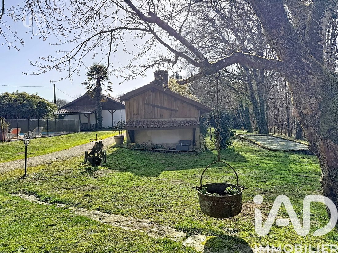 House in Laluque, Nouvelle-Aquitaine, France 1 - 17533285
