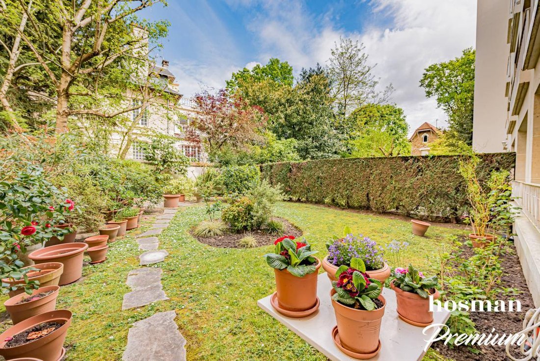 Apartment in Nogent-sur-Marne, Ile-de-France, France 1 - 15656047