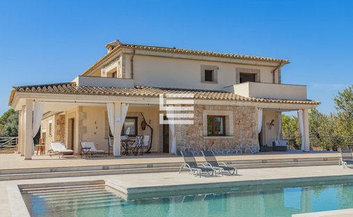 Villa à Alcúdia, Îles Baléares, Espagne 1