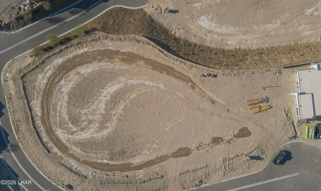 Land in Lake Havasu City, Arizona, United States 3 - 17490522
