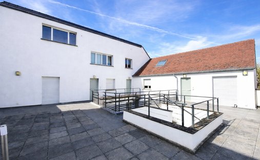 Estate in Meaux, Île-de-France, France 1