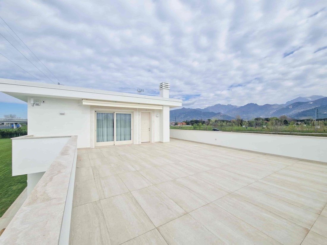 House in Pietrasanta, Tuscany, Italy 5 - 17533399