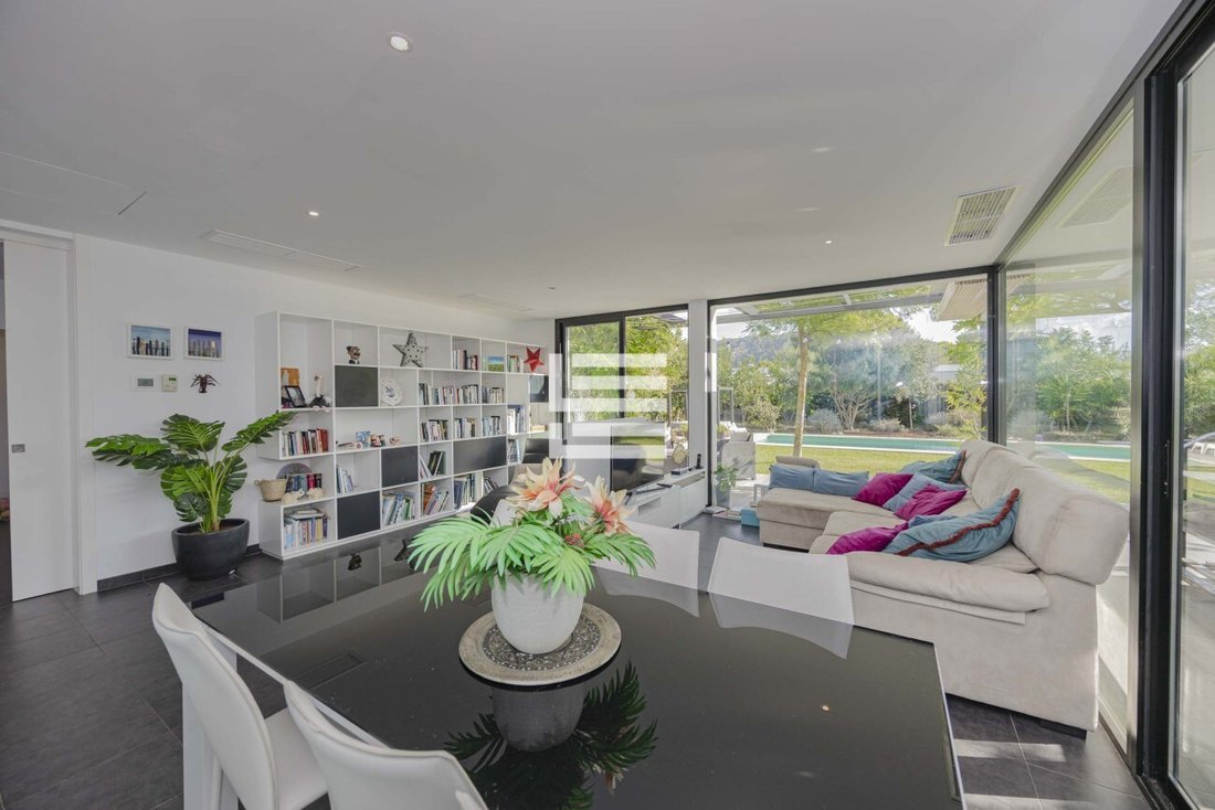 Villa in sa Pobla, Balearic Islands, Spain 5 - 17531508
