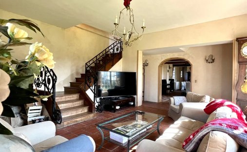 For Sale – Press House In A Peaceful Environment Near Pont L'evêque 14130