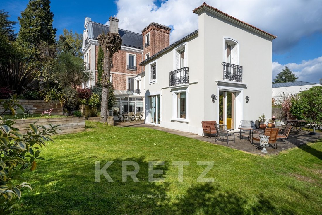House in Poincare, Garches, France 2 - 17532491