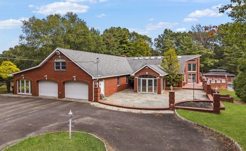 House in Millstone, New Jersey, United States 1