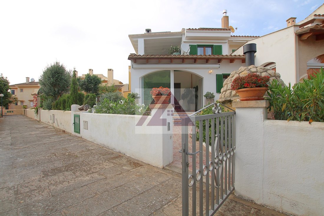Townhouse in ses Salines, Balearic Islands, Spain 5 - 17530764