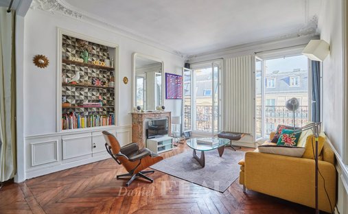 Apartment in Provence Opéra, Paris 9e Arrondissement, Paris 1