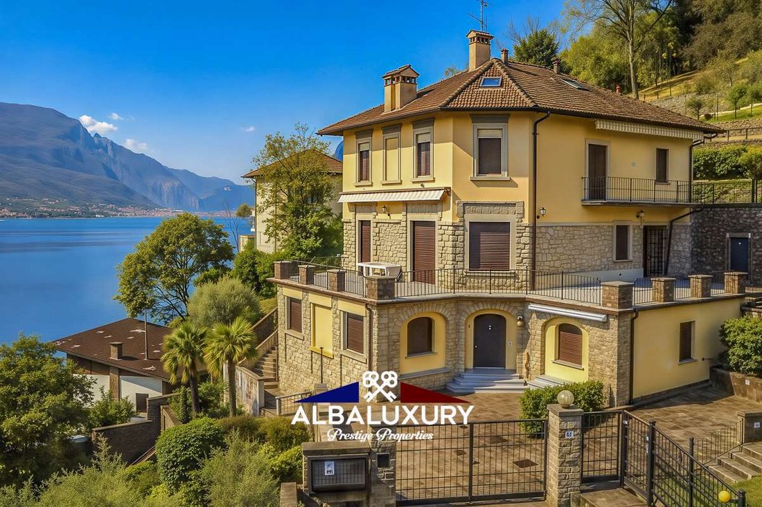 Apartment in Oliveto Lario, Lombardy, Italy 1 - 17534794