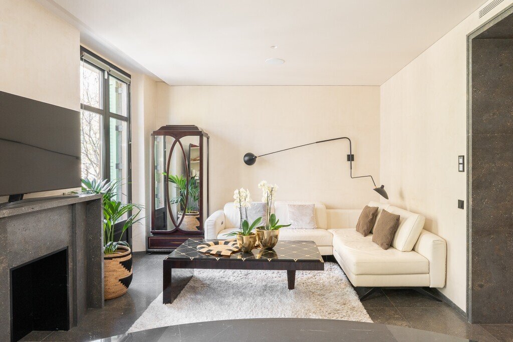 Apartment in Eixample, Barcelona, Spain 2 - 17533424