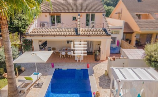 Villa in sa Pobla, Balearic Islands, Spain 1