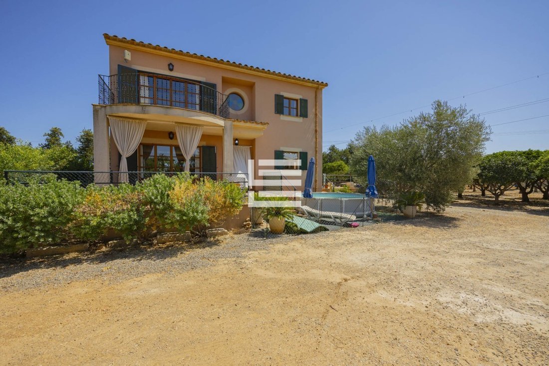 Finca in sa Pobla, Balearic Islands, Spain 2 - 17531046