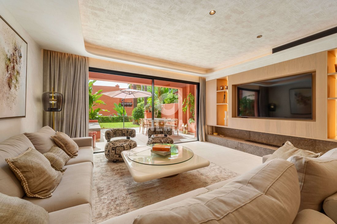 Townhouse in Golden Mile, Andalusia, Spain 3 - 17531431