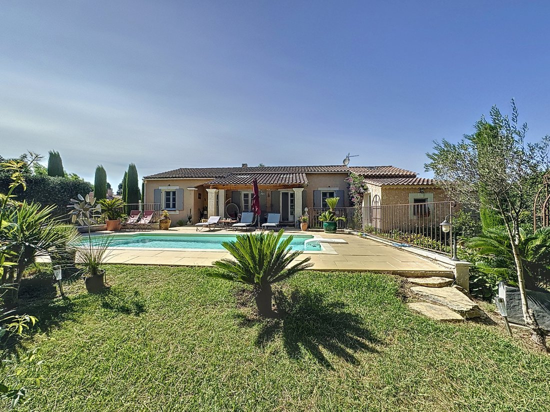House in Graveson, Provence-Alpes-Côte d'Azur, France 1 - 17531738