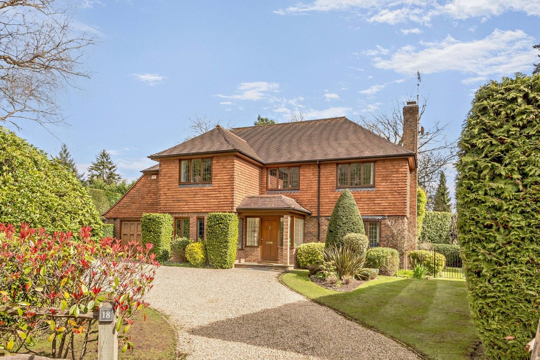 House in Sunningdale, England 1 - 17531163
