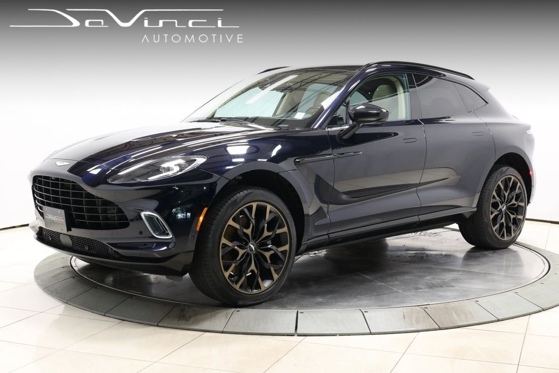 Aston Martin Jackenull