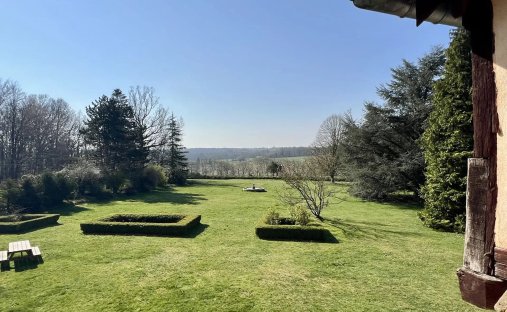 For Sale – Press House In A Peaceful Environment Near Pont L'evêque 14130