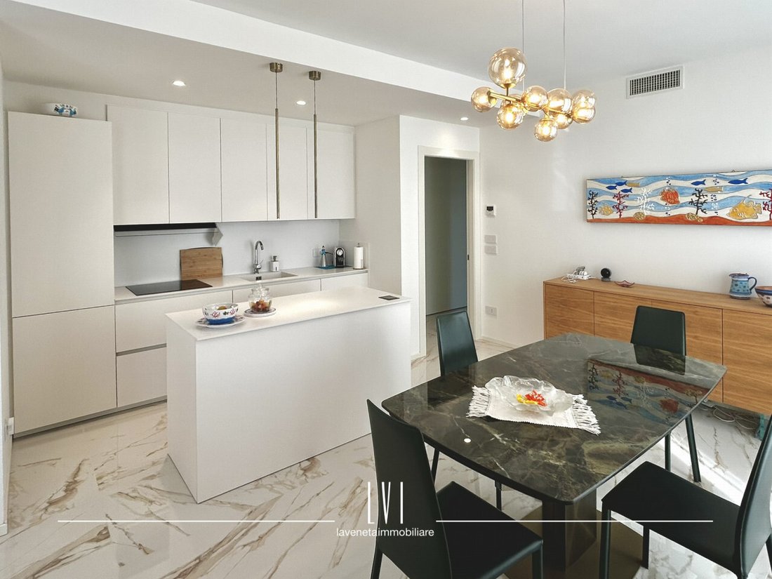 Apartment in Lido di Jesolo, Jesolo, Veneto 3 - 17535157