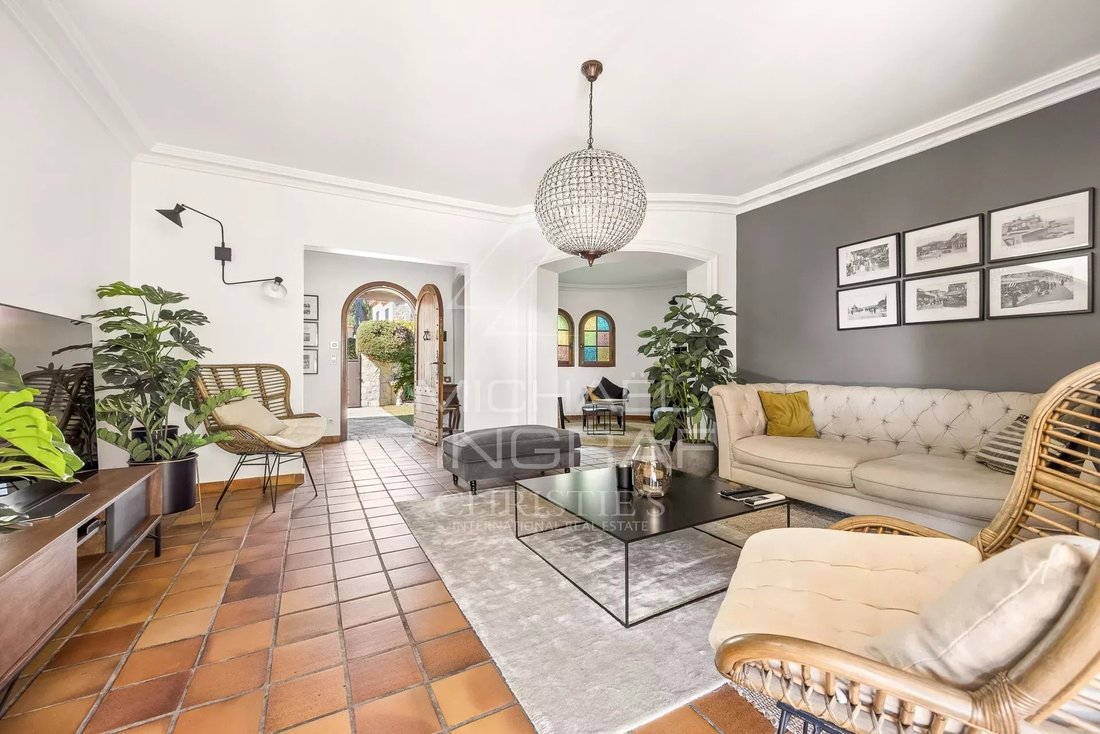 Villa in Antibes, Provence-Alpes-Côte d'Azur, France 5 - 13724062
