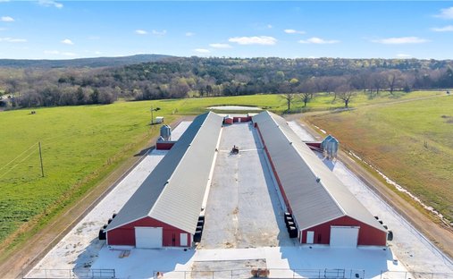 Farm Ranch in Marble City, Oklahoma, United States 1