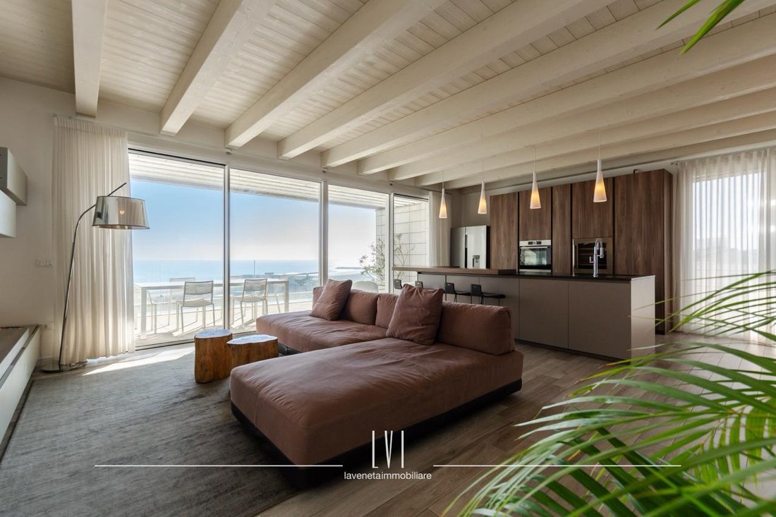 Apartment in Caorle, Veneto, Italy 2 - 17535259