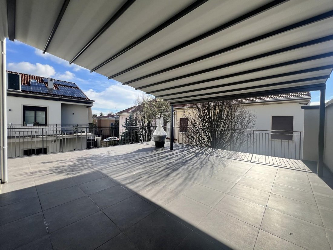 House in Samarate, Lombardy, Italy 2 - 17534827