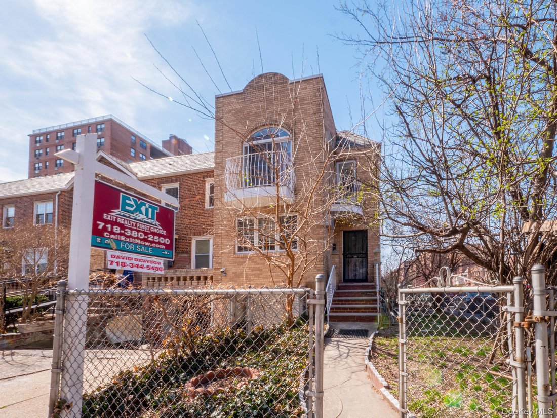 House in New York, New York, United States 1 - 17479209