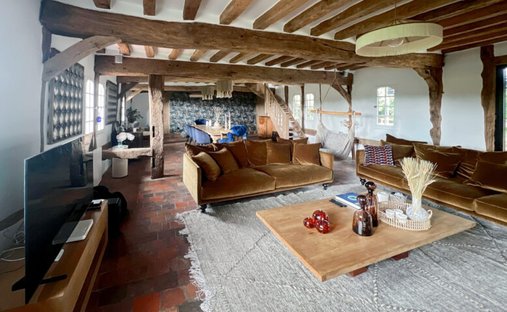 For Sale – Press House In A Peaceful Environment Near Pont L'evêque 14130