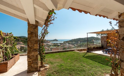 Villa a Setti Ballas, Sardegna, Italia 1