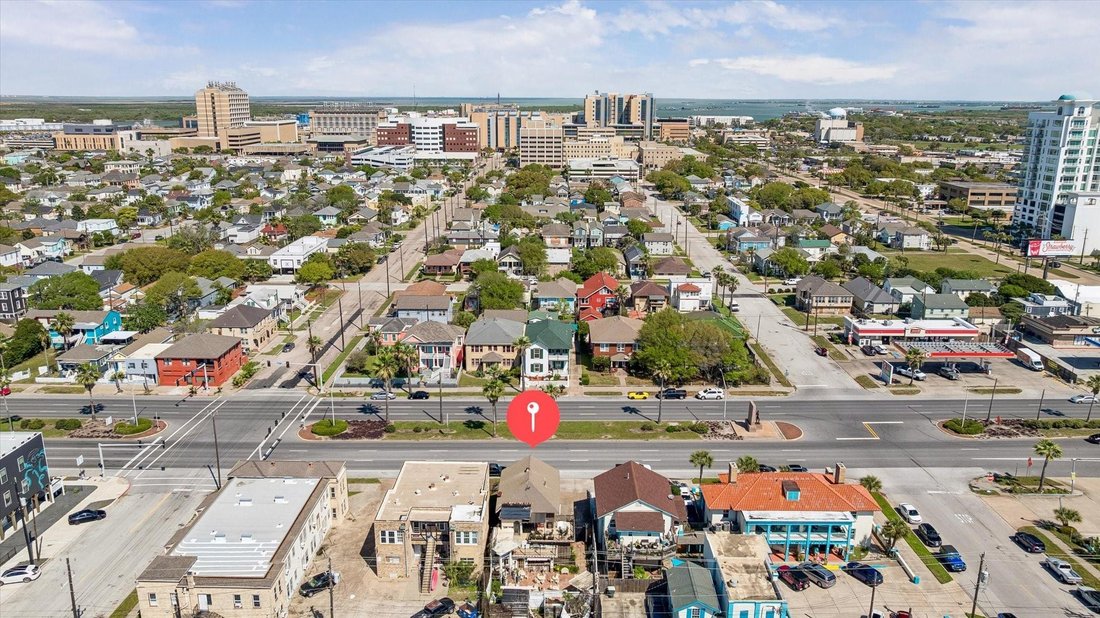 House in Galveston, Texas, United States 3 - 17522565