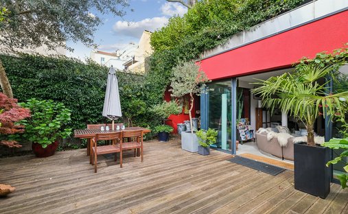 House in Garibaldi-Ottino-Porte de Saint Ouen, Saint-Ouen-sur-Seine, France 1