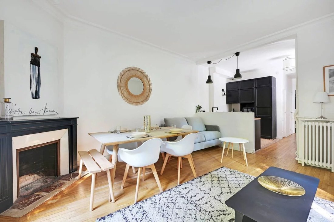 Apartment in Auteuil Sud, Paris 16e Arrondissement, Paris 4 - 17532132