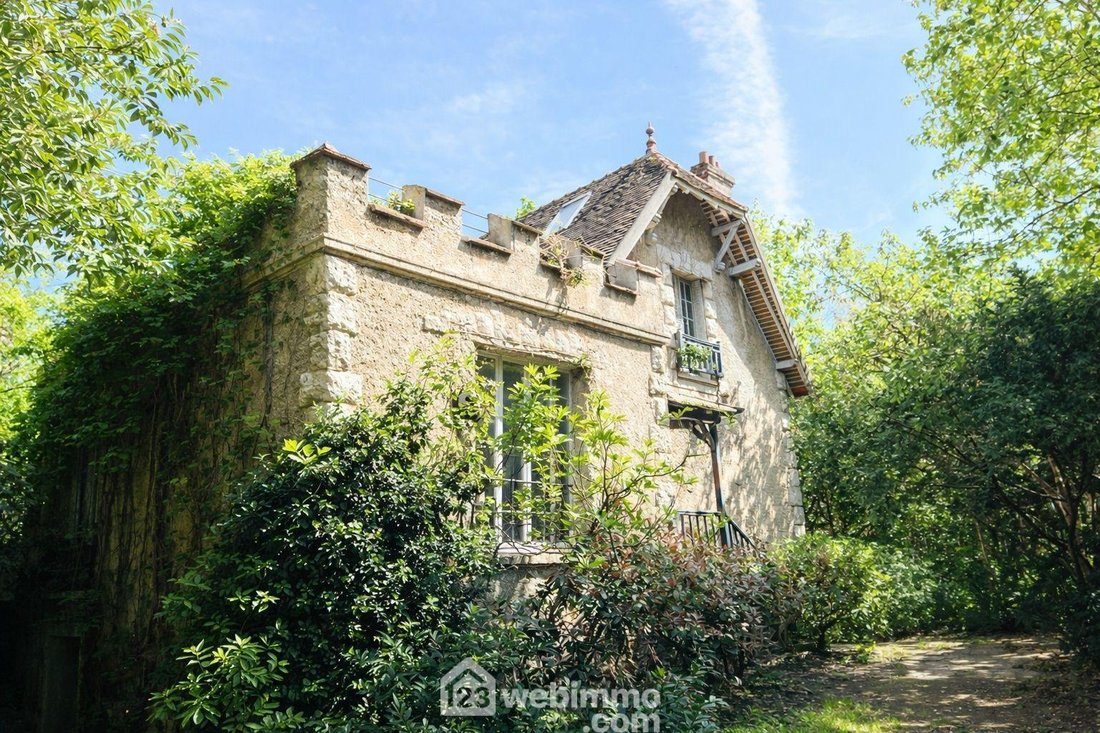 House in Vitry-sur-Seine, Ile-de-France, France 1 - 14610208