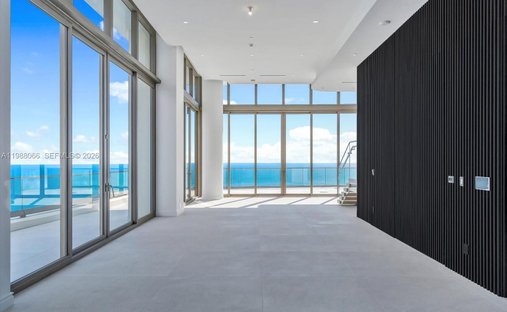 Condo in Sunny Isles Beach, Florida, United States 1
