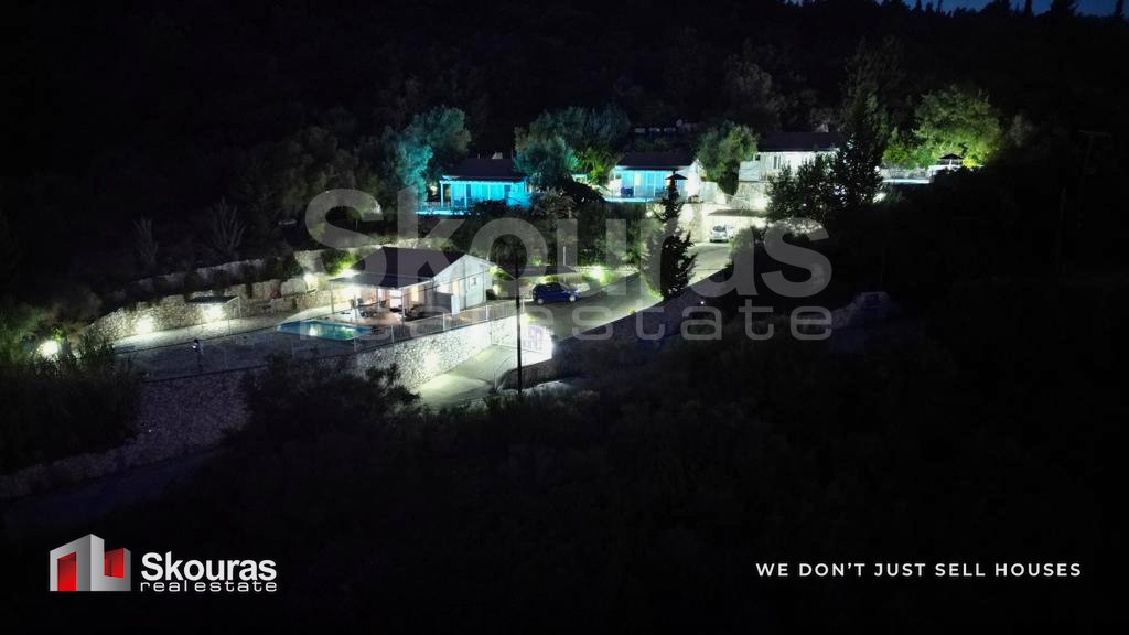 Condo in Agiou Petrou, Apollonioi, Greece 4 - 17530655