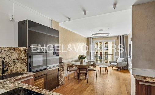 Appartamento a Porte Dauphine, Paris 16e Arrondissement, Parigi 1