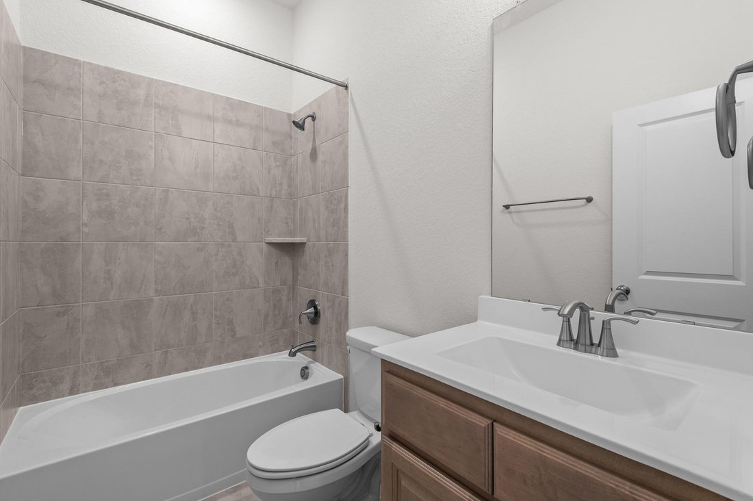 House in Conroe, Texas, United States 5 - 17531424
