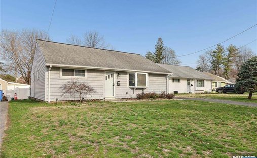Farm Ranch in Rutherford, New Jersey, United States 1