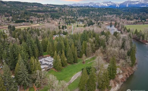 House in Fall City, Washington, United States 1